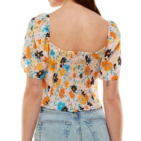 NWT WAYF Secrets Kept Ruched Crop Top Floral - Picture 2 of 8